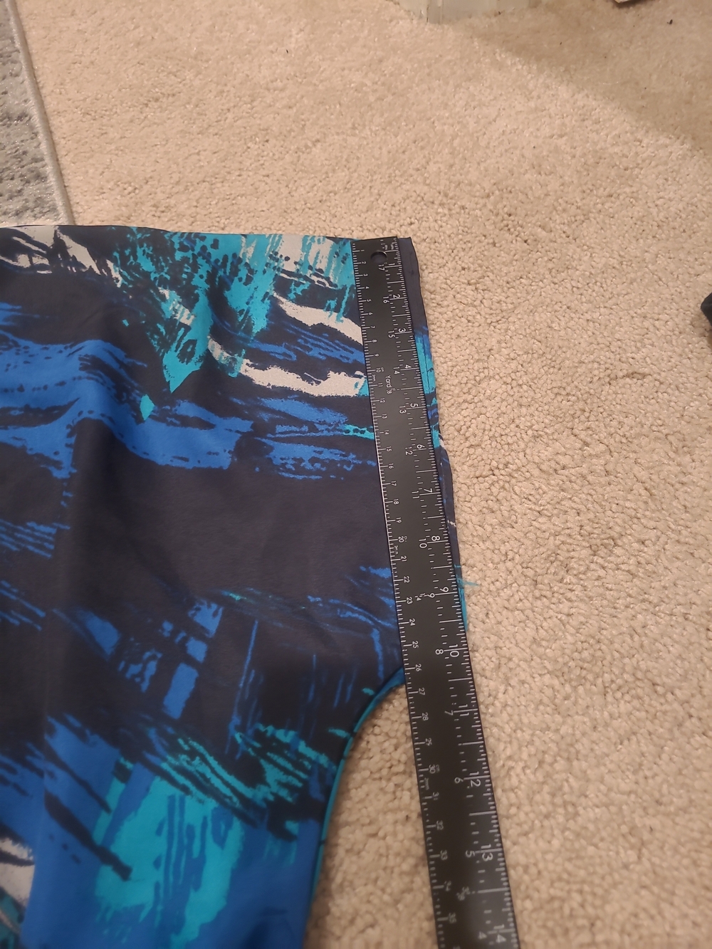 Calvin Klein Blue & Teal Abstract V-Neck Blouse Medium - Picture 11 of 11